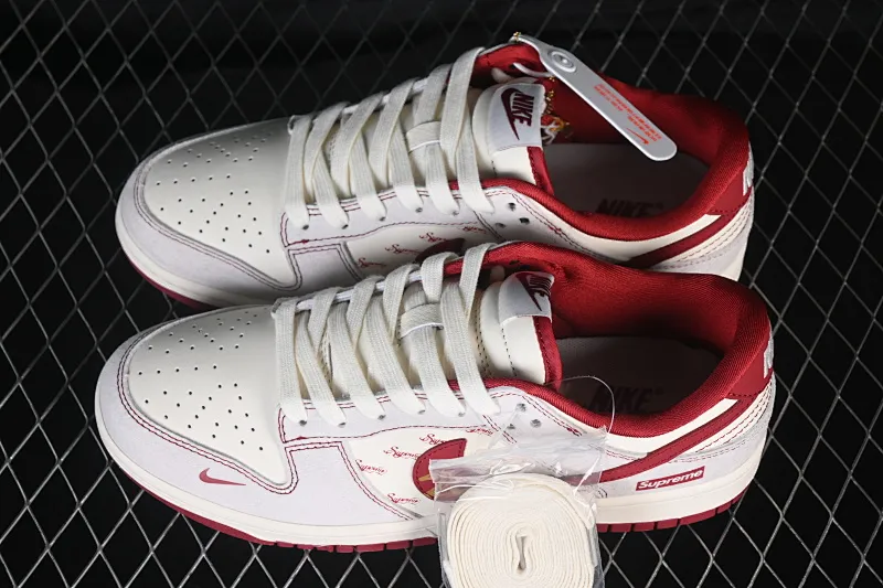 All categories Nk SB Dunk Series Nk SB Dunk Low High-end customized low-top sneakers Nike SB Dunk Low Limited edition for the Year of the Horse Off-white High-end customized low-top casual sneakers JP2026-110